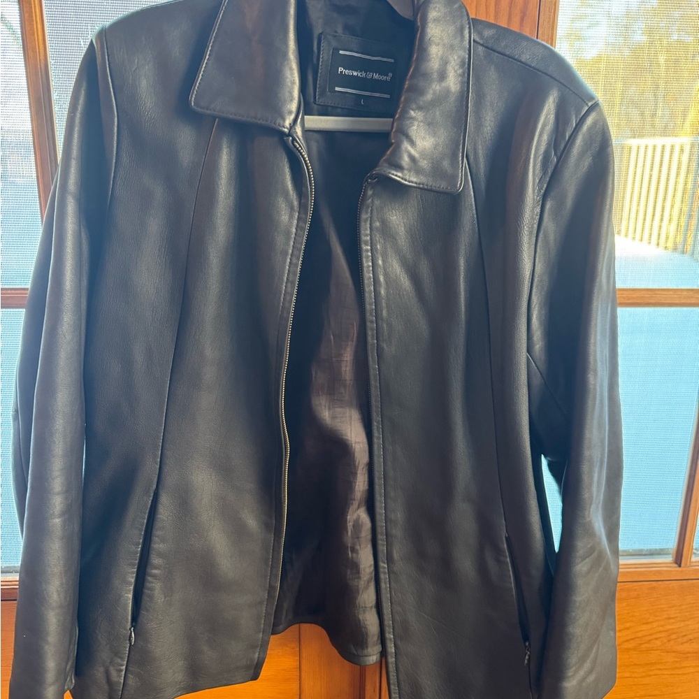 Preswick & Moore Women’s Black Leather Jacket size large
